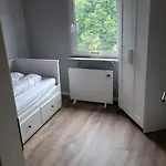 Mit Sauna Und Balkon *