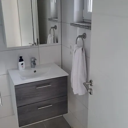 Maifeld-oase Mit Sauna Und Balkon *