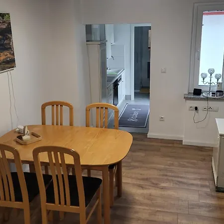 Maifeld-oase Mit Sauna Und Balkon