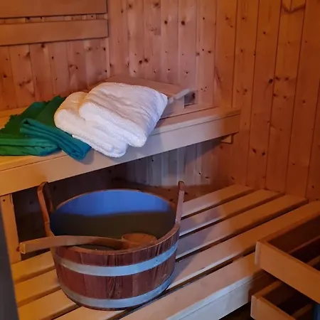 Maifeld-oase Mit Sauna Und Balkon アパート Münstermaifeld